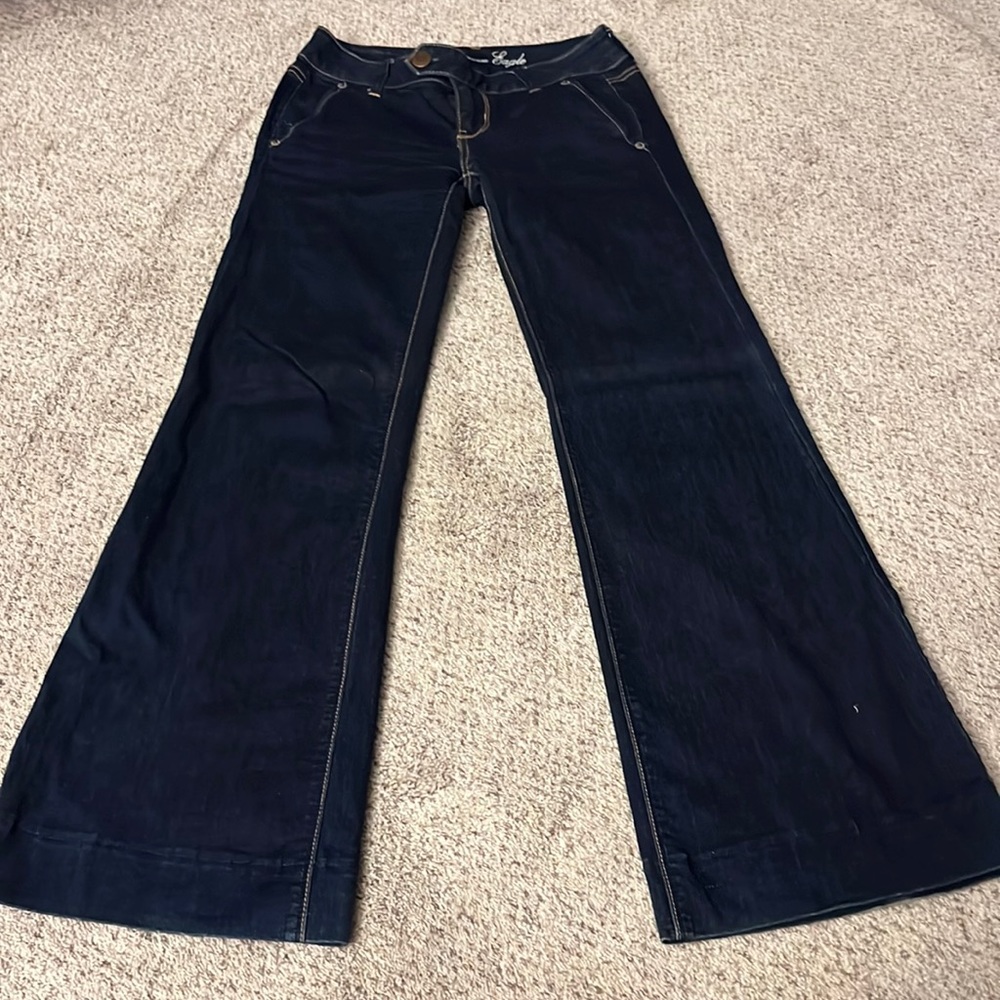 Wide leg, super stretchy American Eagle trousers / jeans